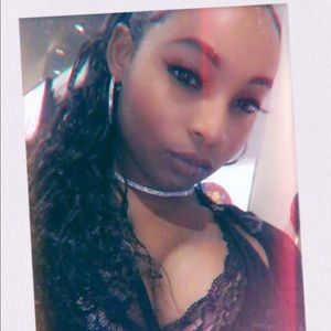 Meet your Posher, Myrtice